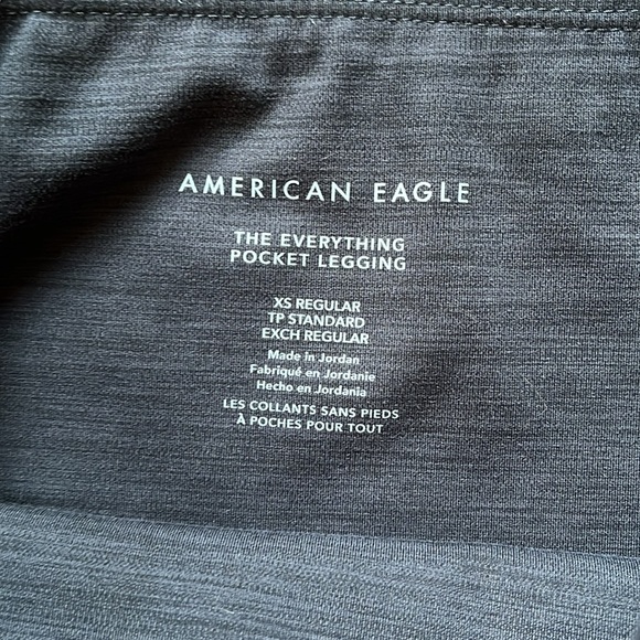 American Eagle Everything Pocket Leggings, size XS - Picture 5 of 8